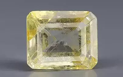 Yellow Topaz - 4.47 Carats