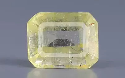 Yellow Topaz - 3.75 Carats