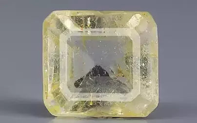 Yellow Topaz - 4.62 Carats
