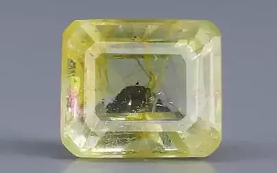 Yellow Topaz - 3.32 Carats