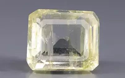 Yellow Topaz - 7.87 Carats