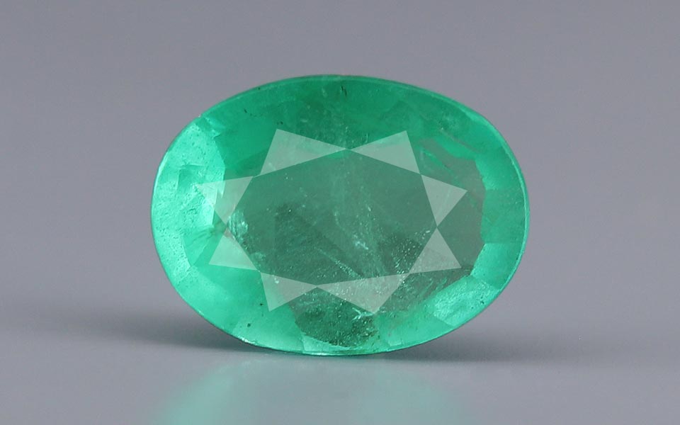 Emerald (Panna) Gemstone - 2.74 Carats