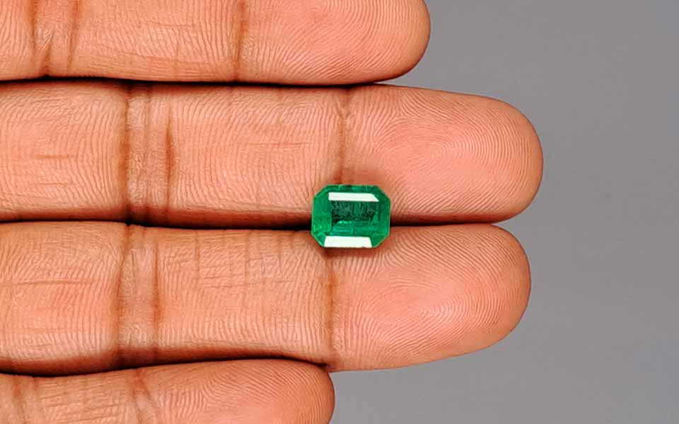 Emerald (Panna) Gemstone - 2.78 Carats