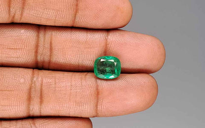 Emerald (Panna) Gemstone - 3.16 Carats