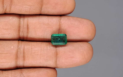 Emerald (Panna) Gemstone - 3.49 Carats