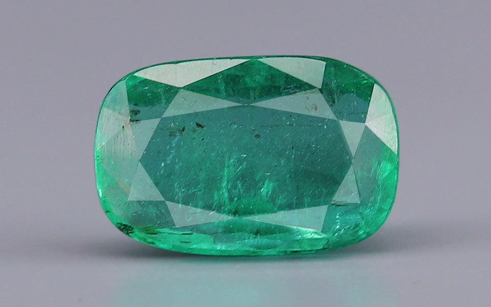 Emerald (Panna) Gemstone - 3.57 Carats