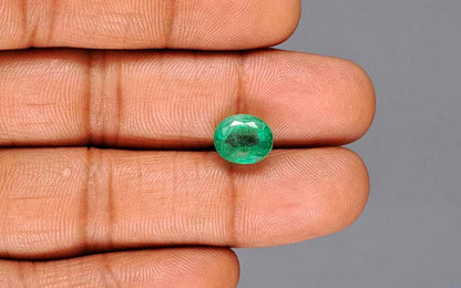 Emerald (Panna) Gemstone - 3.69 Carats