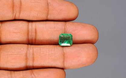 Emerald (Panna) Gemstone - 3.85 Carats