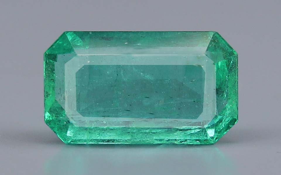 Emerald (Panna) Gemstone - 3.97 Carats