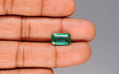 Emerald (Panna) Gemstone - 3.97 Carats