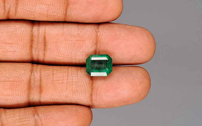 Emerald (Panna) Gemstone - 4.15 Carats