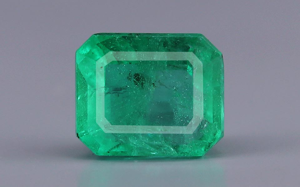 Emerald (Panna) Gemstone - 4.22 Carats