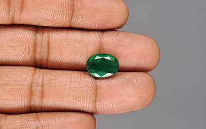 Emerald (Panna) Gemstone - 4.38 Carats