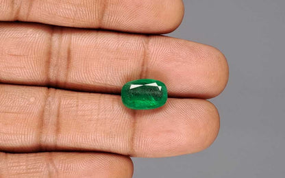 Emerald (Panna) Gemstone - 4.48 Carats