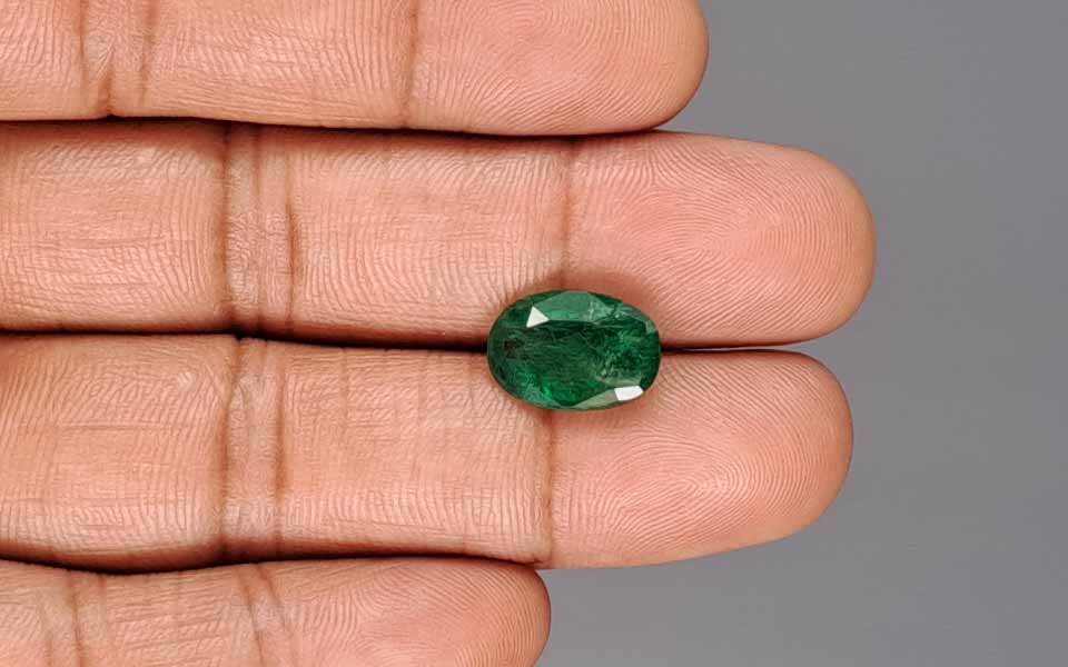 Emerald (Panna) Gemstone - 4.53 Carats