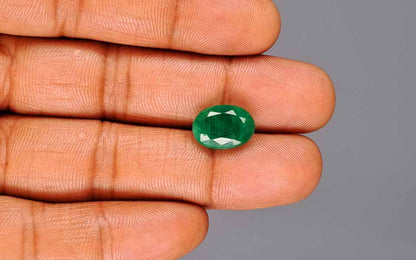 Emerald (Panna) Gemstone - 5.30 Carats