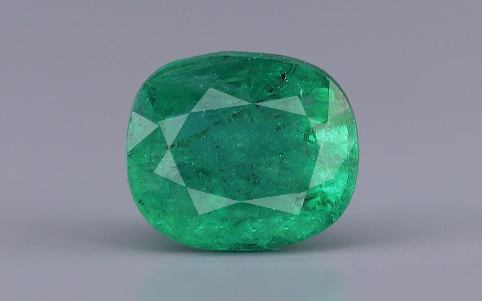 Emerald (Panna) Gemstone - 5.57 Carats