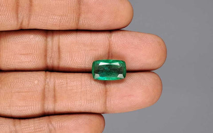 Emerald (Panna) Gemstone - 5.75 Carats