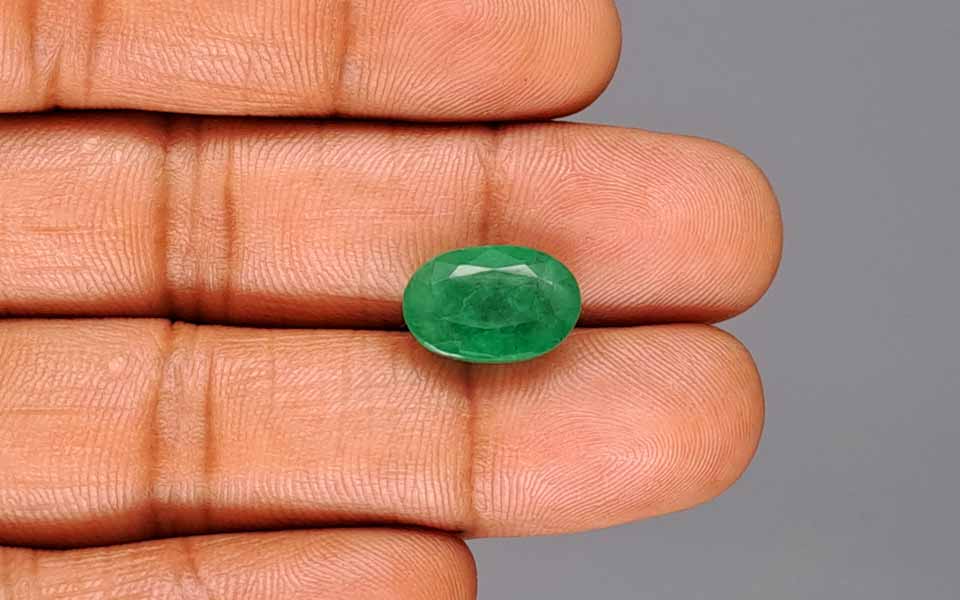 Emerald (Panna) Gemstone - 6.41 Carats