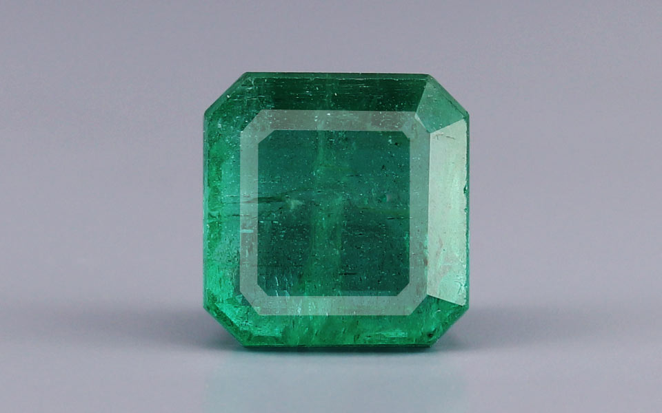 Emerald (Panna) Gemstone - 7.01 Carats