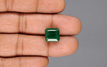 Emerald (Panna) Gemstone - 7.29 Carats