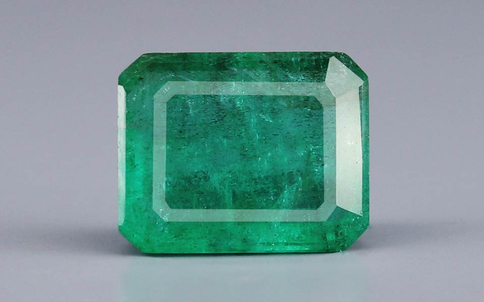 Emerald (Panna) Gemstone - 7.52 Carats