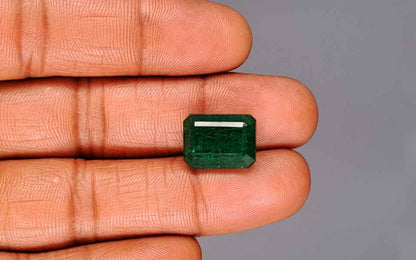 Emerald (Panna) Gemstone - 9.91 Carats